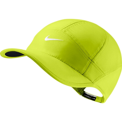 nike featherlight hat volt