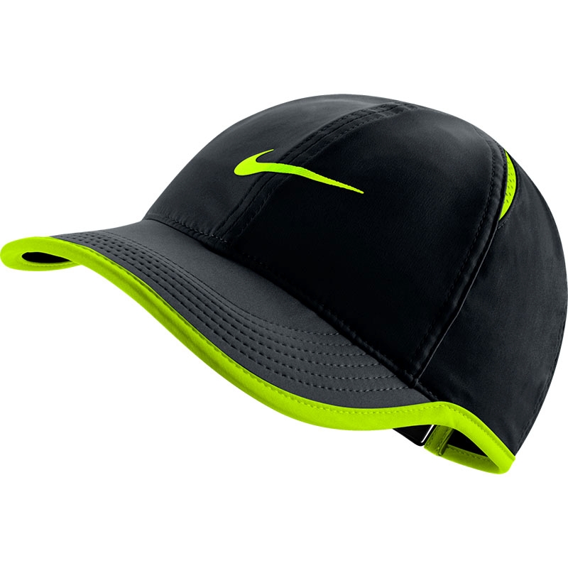 nike featherlight hat volt