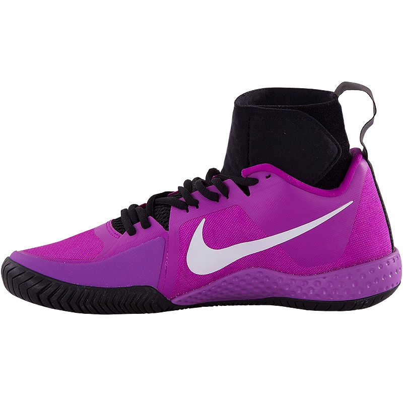 nike flare women's tennis shoe