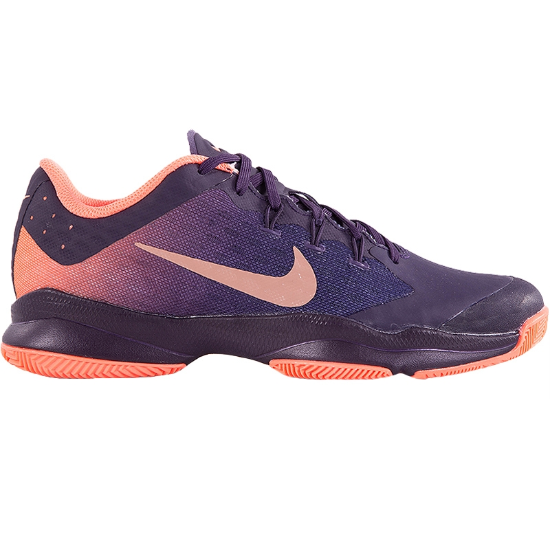 nike wide women's tennis shoes