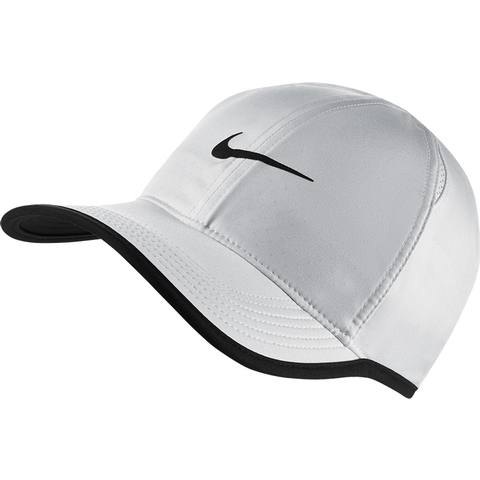 nike featherlight tennis cap