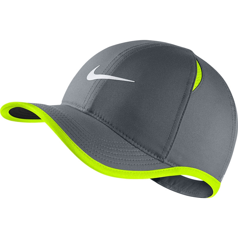 nike featherlight hat volt
