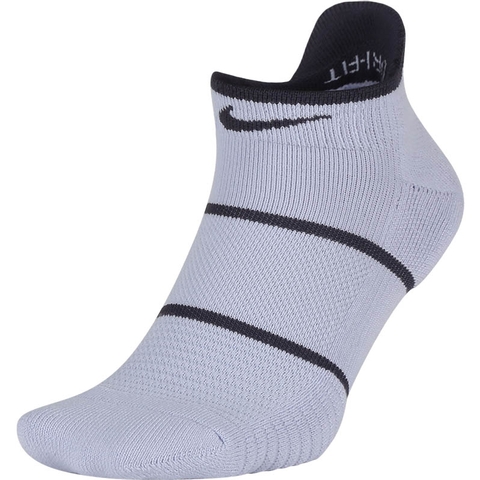 nike court essentials no show tennis socks