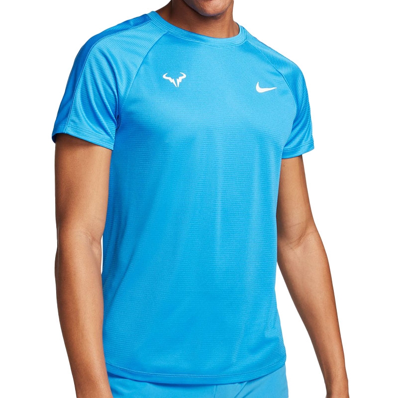 nikecourt challenger men's tennis top