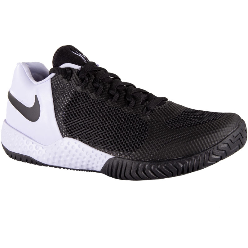nike flare women's tennis shoe