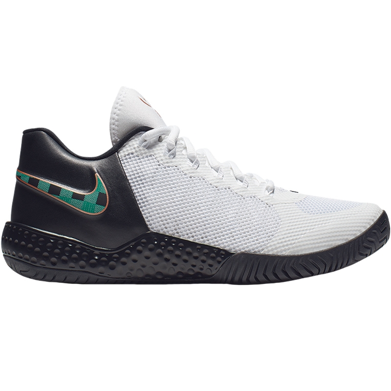 nike flare women's tennis shoe