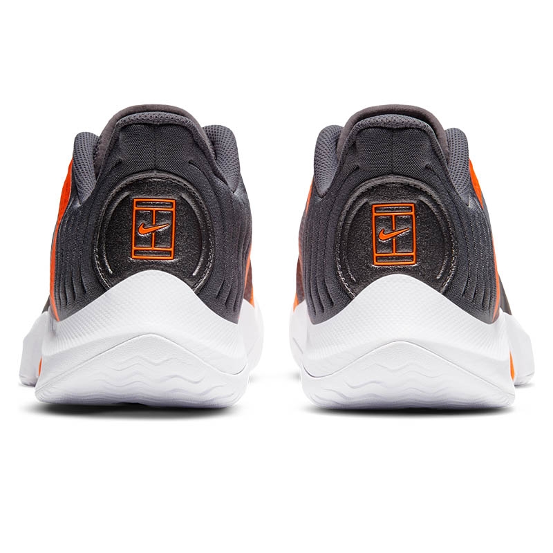 nike air zoom gp turbo tennis