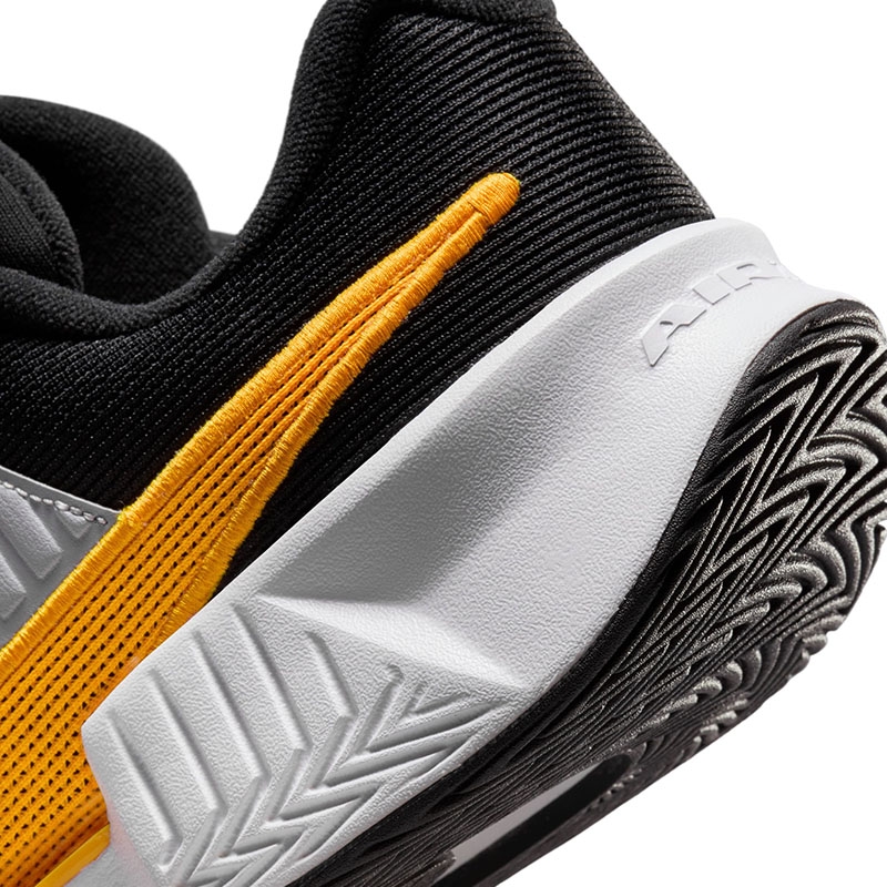 Nike GP Challenge Pro Men's Tennis Shoe Black/orange