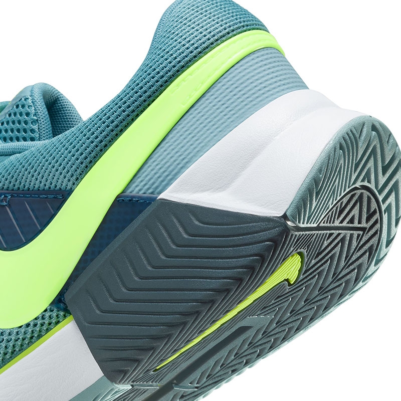 Nike Zoom GP Challenge 1 Tennis Men's Shoe Turquoise/volt/navy