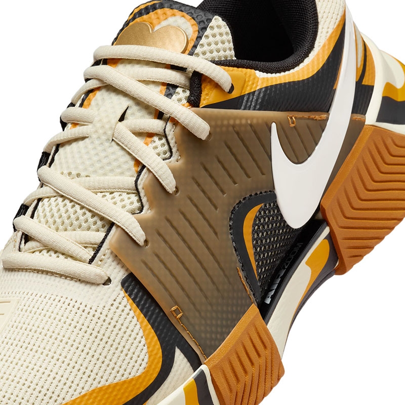 Nike Zoom GP Challenge 1 Osaka Tennis Women's Shoe Alabaster