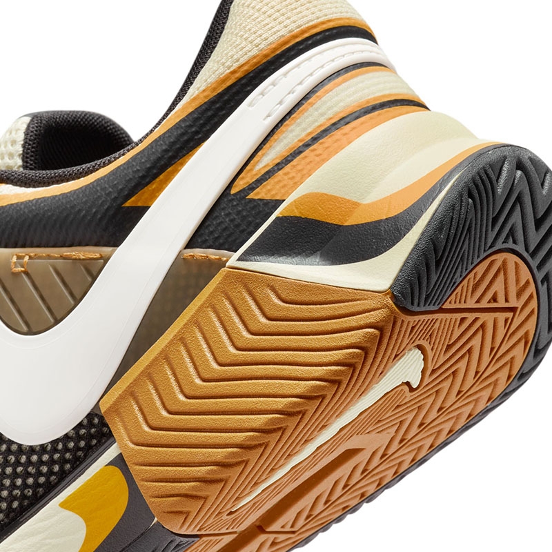 Nike Zoom GP Challenge 1 Osaka Tennis Women's Shoe Alabaster