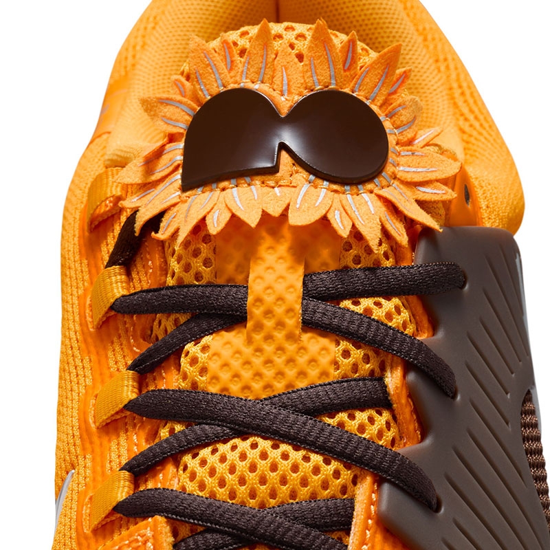 Nike Zoom GP Challenge 1 Osaka Women's Tennis Shoe Sundial/silver