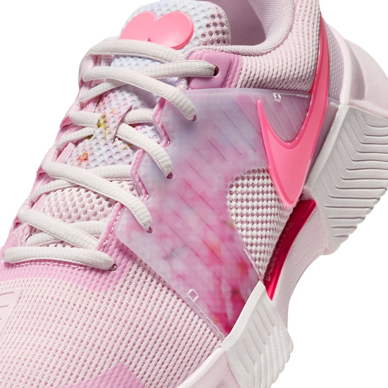 Nike Zoom GP Turbo Naomi Osaka Women's Tennis Shoe Pink