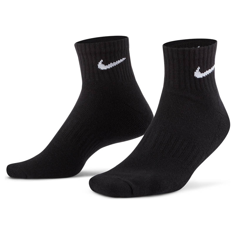 Higgins Porter Accidentally Nike 3 Pack Quarter Tennis Socks Black/white
