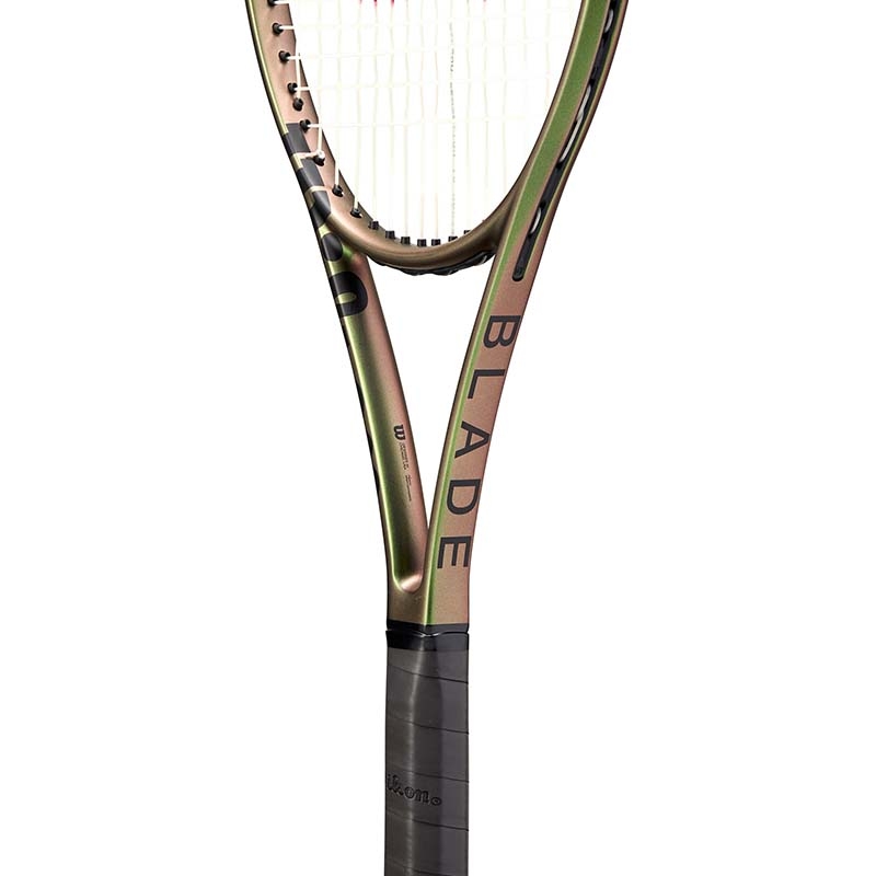 Wilson Blade 98 16x19 V8 Tennis Racquet