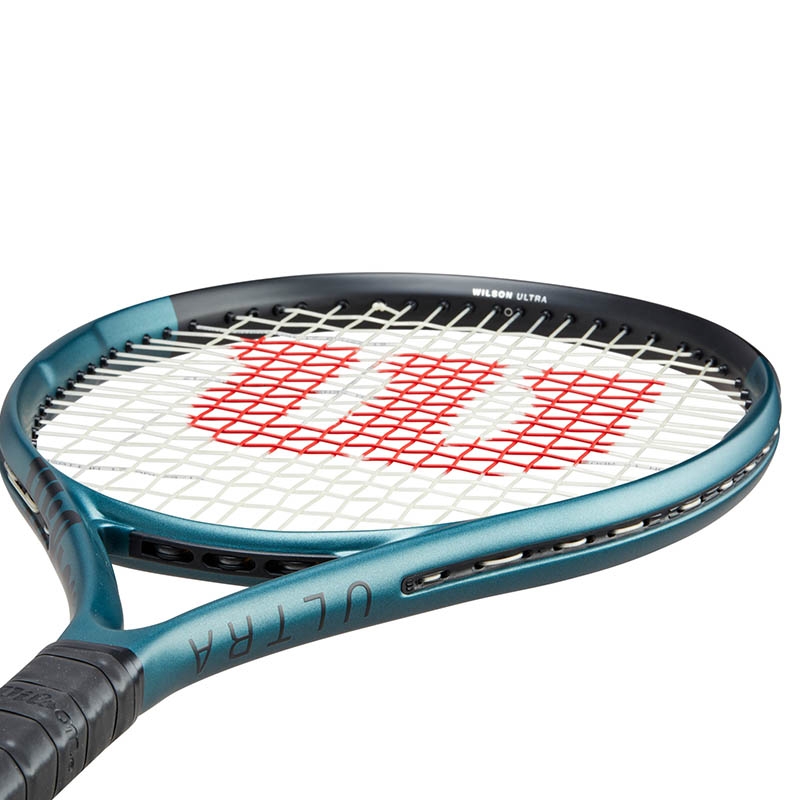 Wilson Ultra 25 V4.0 Junior Tennis Racquet .