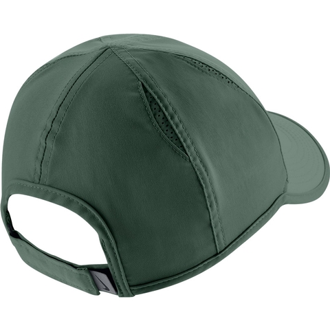 grey nike hat womens