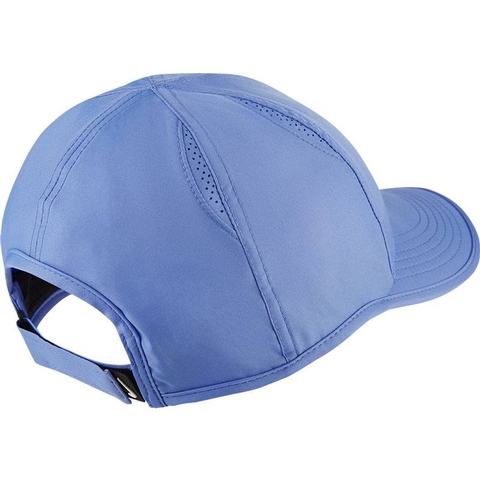nike featherlight tennis hat