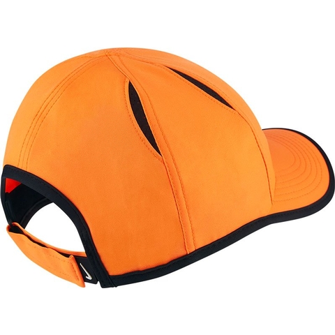 tijdelijk achterlijk persoon enthousiasme Nike Featherlight Youth Tennis Hat Orange/black