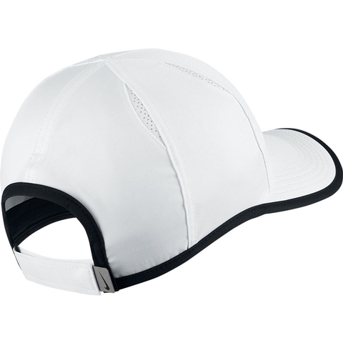 nike court featherlight hat