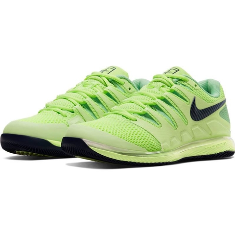 nike green tennis shoes