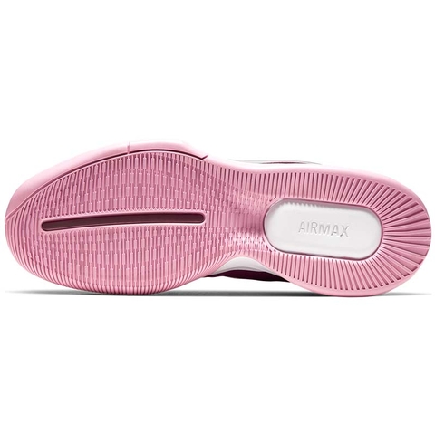 nikecourt air max wildcard women's tennis shoe