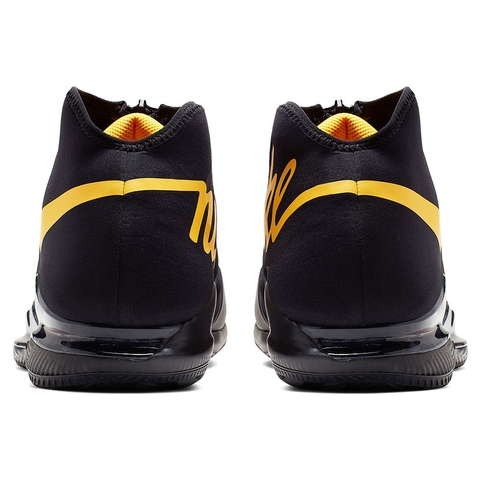 nike glove tennis shoes